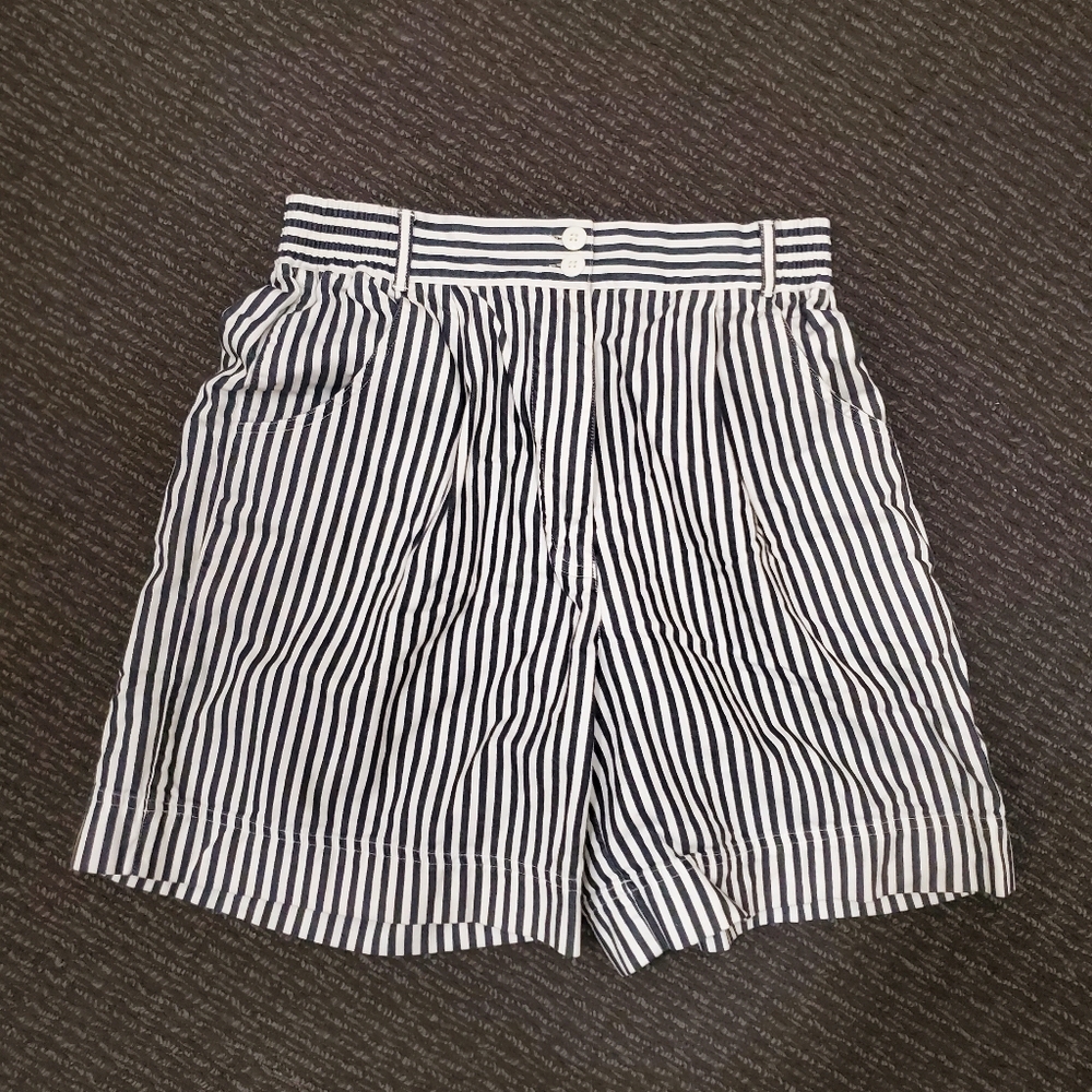 Vintage Izod High Rise Tailored B&W Striped Shorts Size 6 - Picture 6 of 13
